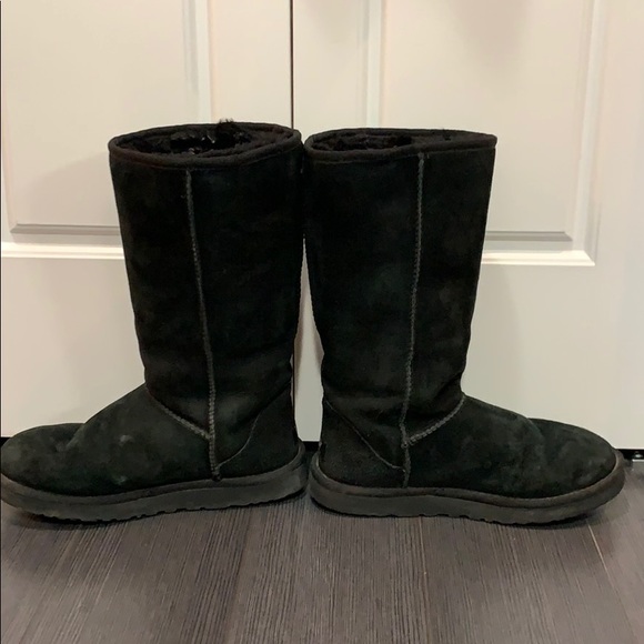 UGG Classic Tall Boot - Picture 5 of 8